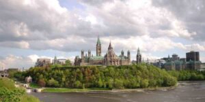 انتاریو - پارلمان هیل - اقامت کانادا - مهاجرت به کانادا - ویزای توریستی کانادا